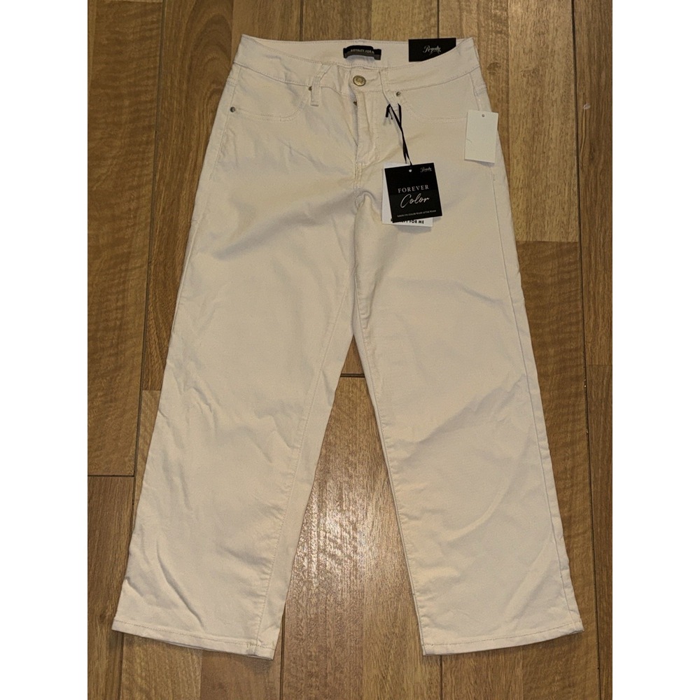 Women's Royalty For Me Forever Color Mid Rise Crop Pants Gardenia Size M